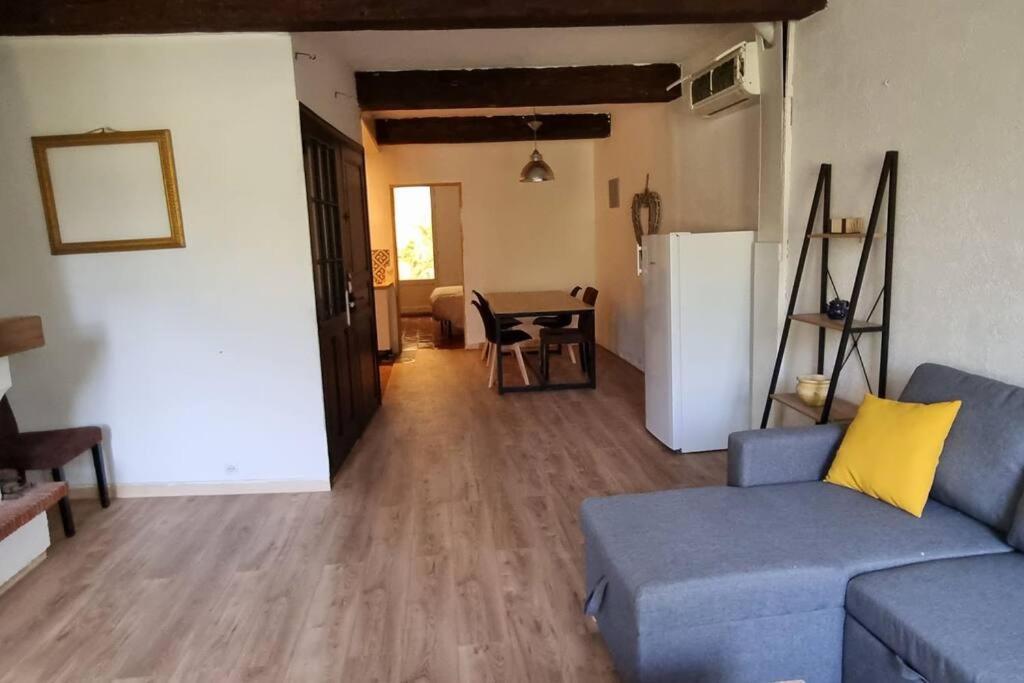 Gite De La Confluence Padern Exterior foto